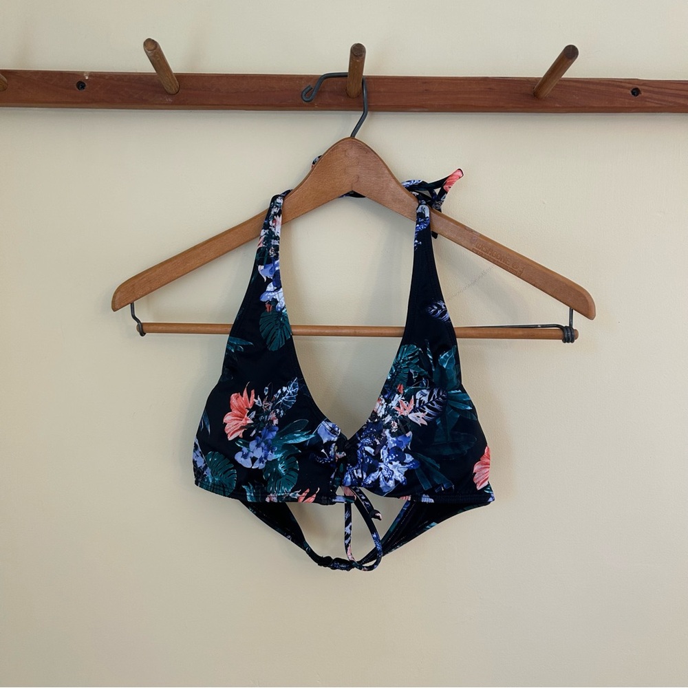 L.A. Hearts Floral Halter Neck Bikini Top